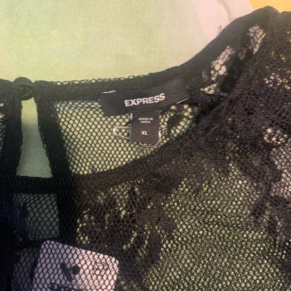 Express Black Lace Blouse with Floral Details - Picture 3 of 3